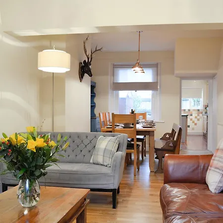 Holiday home Gilbert's Warrant